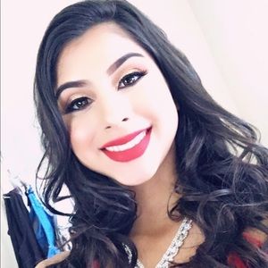 Meet your Posher, Jackie